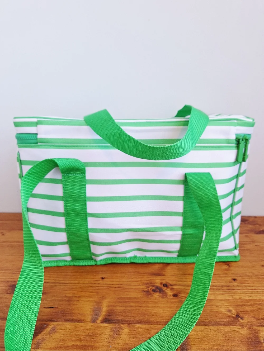 Kate Spade New York Insulated Grocery Tote - Green Bean Color